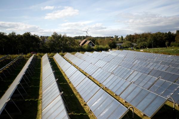 The island of Samsoe: an example of a self-sufficient community in renewable energy